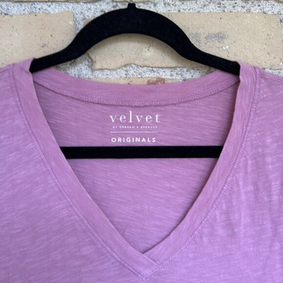 Velvet by Graham and Spencer Pink V-Neck Top - Picture 2 of 4
